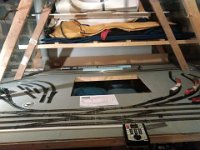 andcontroller : Centre view with power to the controller.